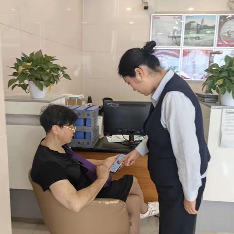 “老师”真的是老师吗？