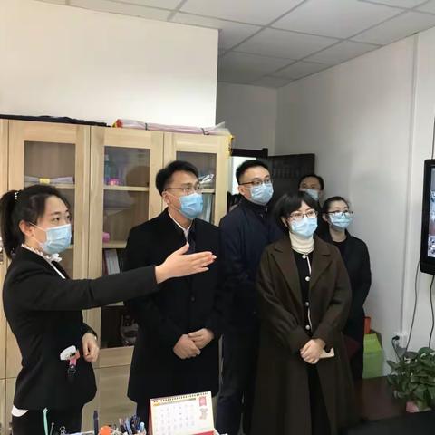 团市委领导深入长白苑社区指导“青年突击队”抗疫工作