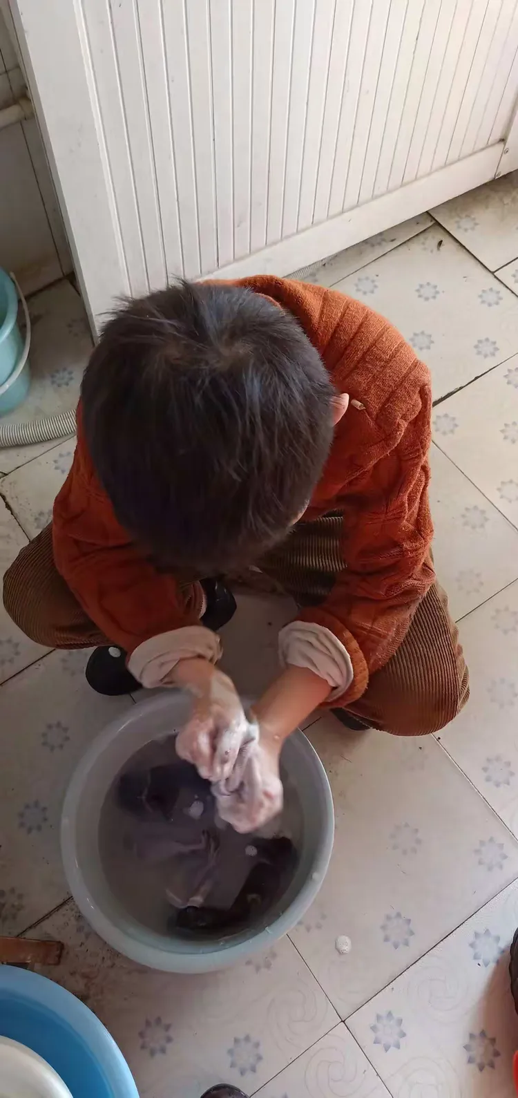 自己的衣服自己洗