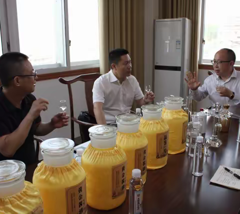 黄金酱酒横空出世 “巨人”加持赋能未来