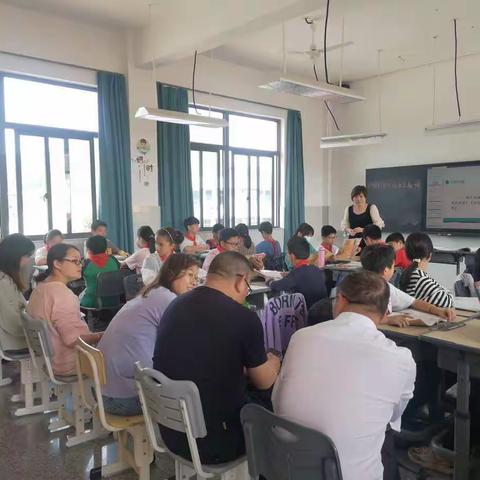 深入课堂，助推常态教学——东垟小学巡课报道