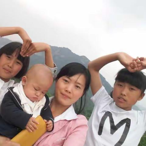 我的乖宝贝们快乐成长