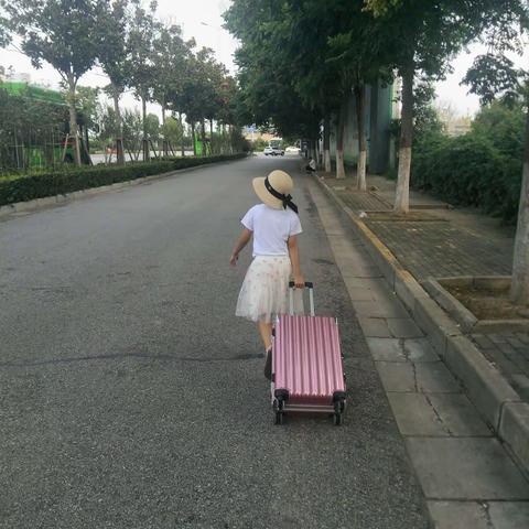 新疆之旅~~首次登机！