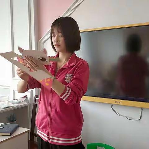 小四班美劳——《动物头饰》