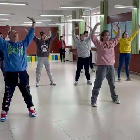 聚力体育教研，促进教师成长