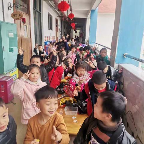 寨圩中心幼儿园期末美食分享活动