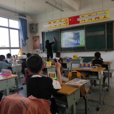 螺髻小学第九周教学教研活动简讯