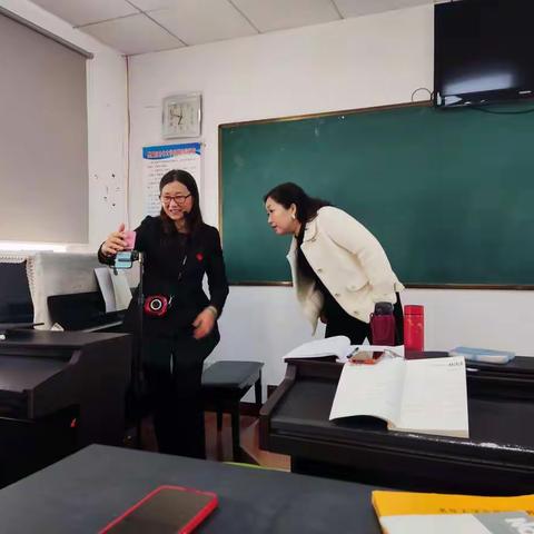 樊城区老年大学声乐系网上教学首播