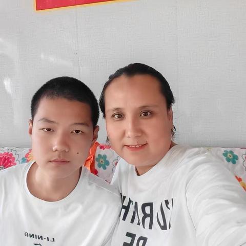 🇨🇳 🎂²⁰²⁵/₁₀.₀₁ʜᴀᴘᴘʏ ʙɪʀᴛʜᴅᴀʏ与国同庆，何其有幸！是中国红🇨🇳，亦是生日。