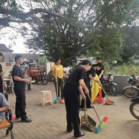 【我为群众办实事】监管陪护大队下村开展为民服务活动