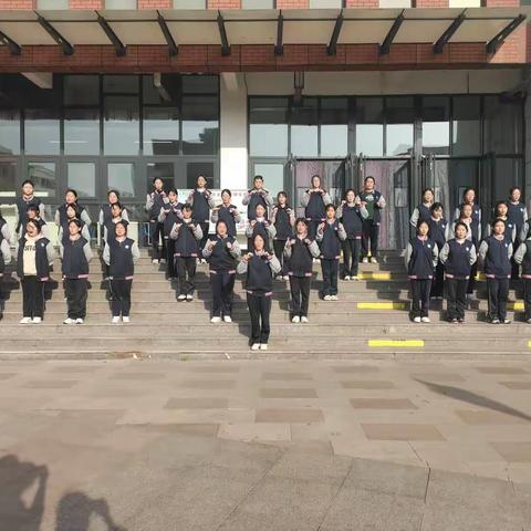 学校雷锋精神，争做雷锋少年——潍坊科技学院中专部学前教育系学雷锋合唱复赛