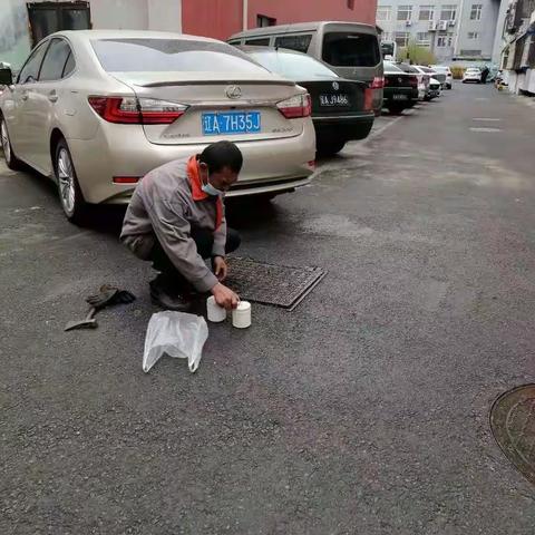 南市场街道八卦街社区爱卫办消杀活动