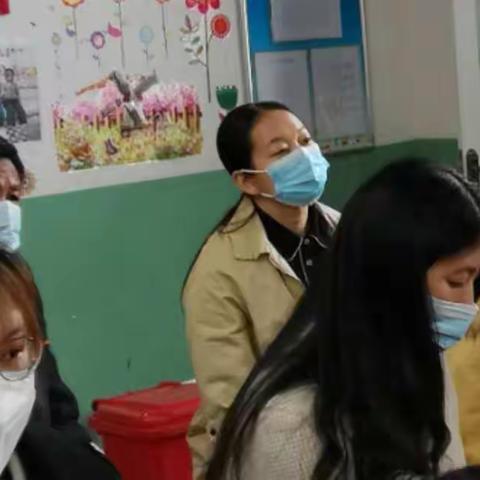 目标精准，环节有效，提升高效课堂一一记东关学校听评课活动
