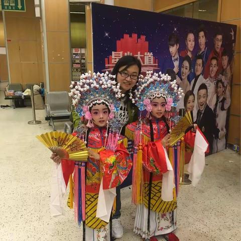 用彩虹🌈和你们约定，一起走过童年的记忆