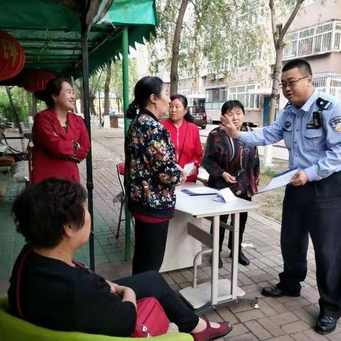 屈威：扎根基层   忠诚无悔的人民卫士