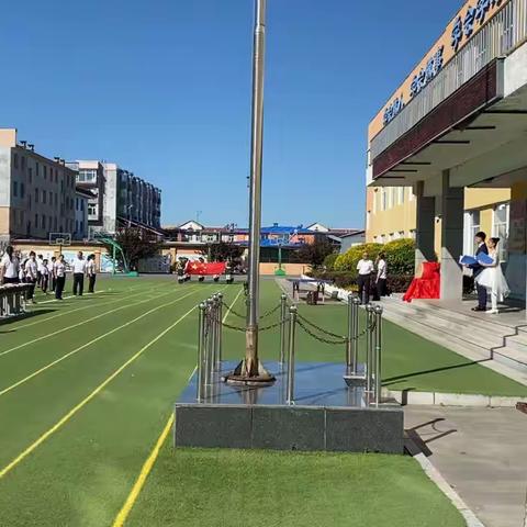 古蕴灼华映日月 开笔通慧展蓝图——额穆中心校举行2022秋季开学典礼暨一年级启蒙仪式