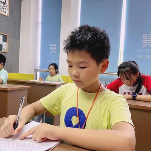 庐山校区硬笔书法班——刘懿