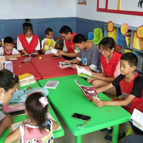 滦平县偏道子村童心港湾――《挑战自我  快乐阅读》