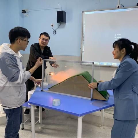 安师大肥东附校：政史地组打磨教师实验说课比赛