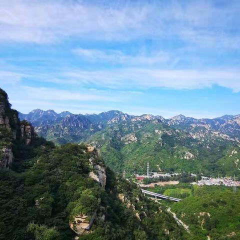 闲游石门山