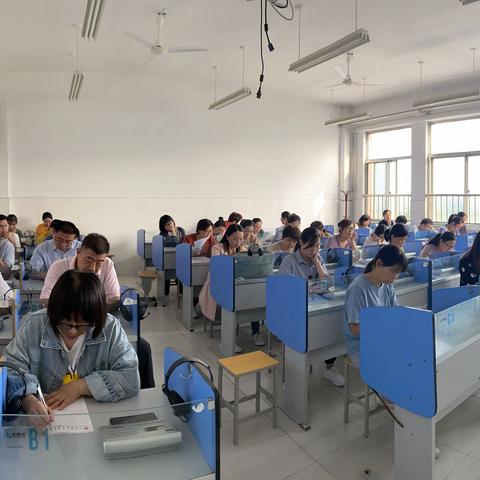 负重前行 奋力争先——初三阶段性工作会议