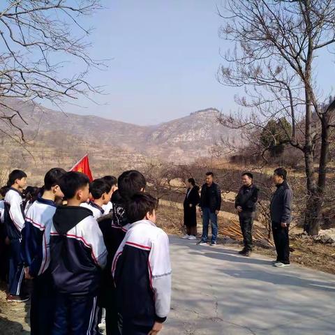 战天斗地，绿化家乡――记陶泉学区百余名师生天宝寨植树活动