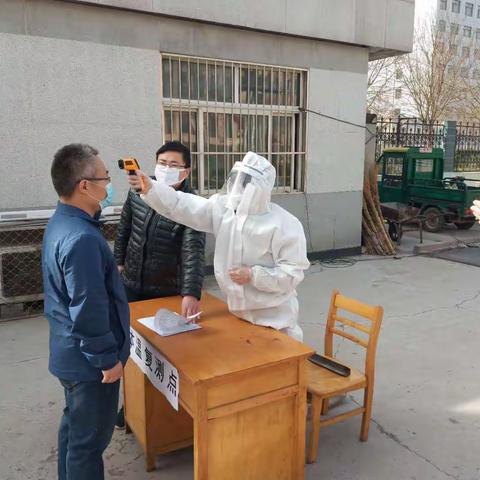 应急演练细化流程，疫情防控防患未然——临邑五中开展疫情防控开学应急处置演练