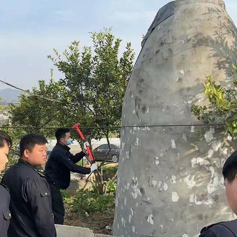 全面遏制违法建设，打好拆违控违持久战！