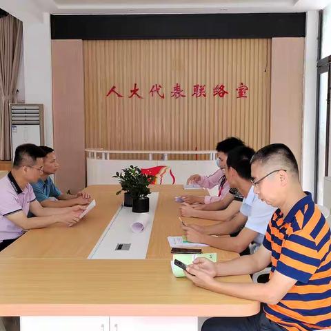 建筑行业安全隐患排查整治专项行动督查第一组到秀英区、市市场监管局开展督查检查