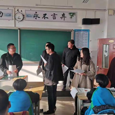 高二年级“洁美雅教室卫生评比活动”