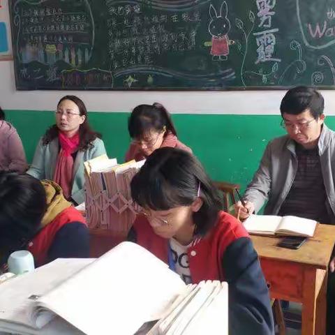 区教师发展中心到南董镇中学指导工作