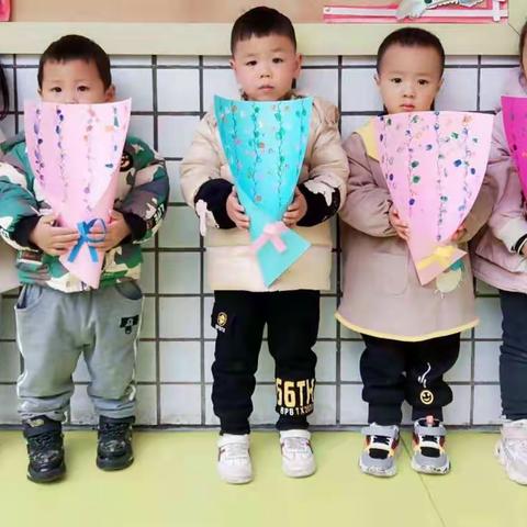 暖暖的爱 -----樱桃一班“三八妇女节”主题活动