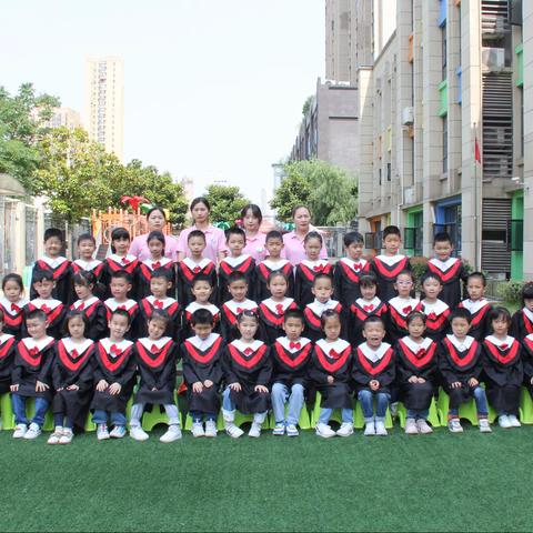 我们毕业啦---幼儿园开展大班毕业典礼活动