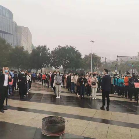 大明宫万达公馆社区辖区商管开展第四季度消防实战演练