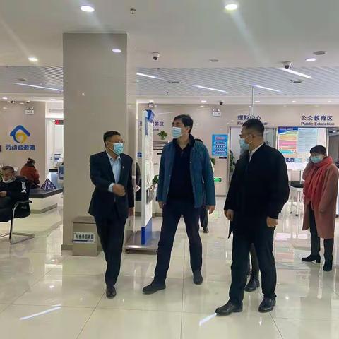 区分行资深副经理迟本彬一行到克州支行调研
