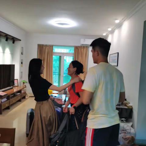 IT'S  A  VERY  HAPPY  FAMILY!