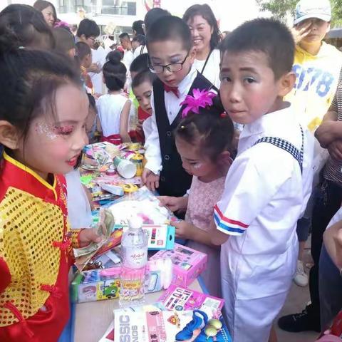 横山区第三小学三年级一班                     “师生共读共写”篇五