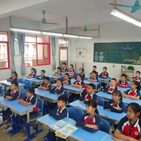 秋高气爽日，正是读书时