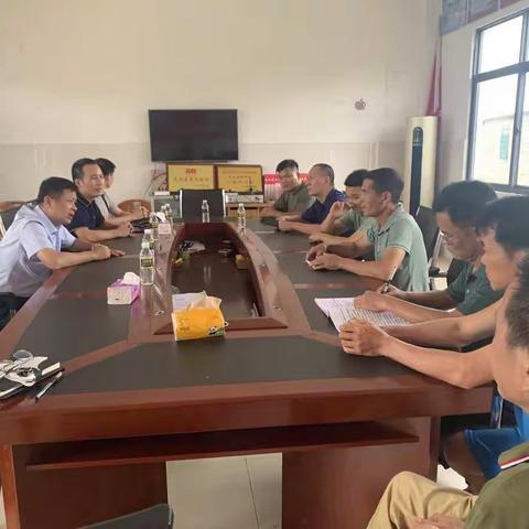 规范“小微权利”运行  建设清廉村居  县纪委副书记王定体深入调楼镇调研指导村务监督工作