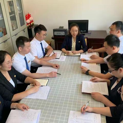 “以梦为马，不负韶华”2021营销部半年总结