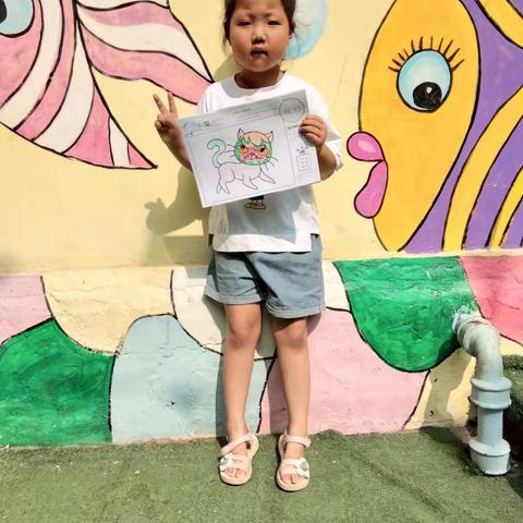 这个星期小宝贝们画的是小花猫，快来看看吧！[宝贝],点击[ http://pinyin.cn/e143071 ]查看表情