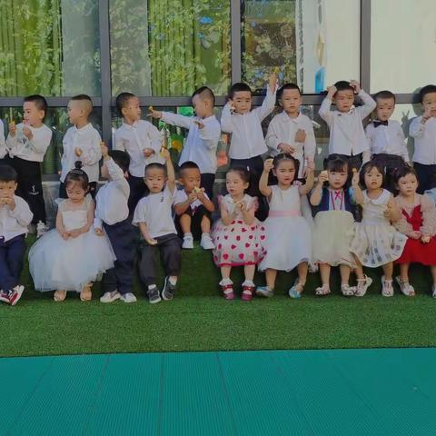 孟连艾乐幼儿园KC2班学期末汇报演出