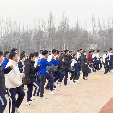 学院开展“激扬青春展风采，运动健康我快乐”主题活动