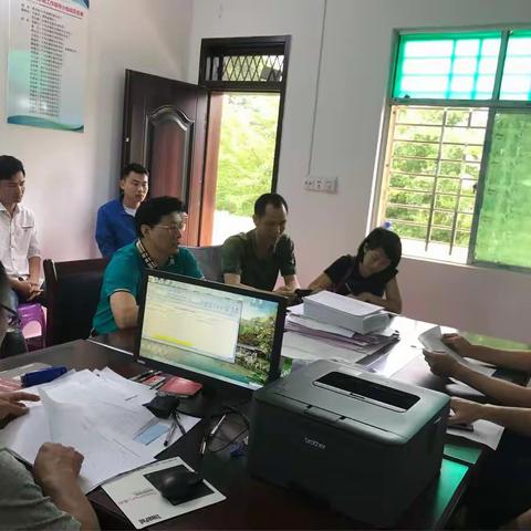 昌江县十月田镇召开土地确权工作暨清明防火工作协调会