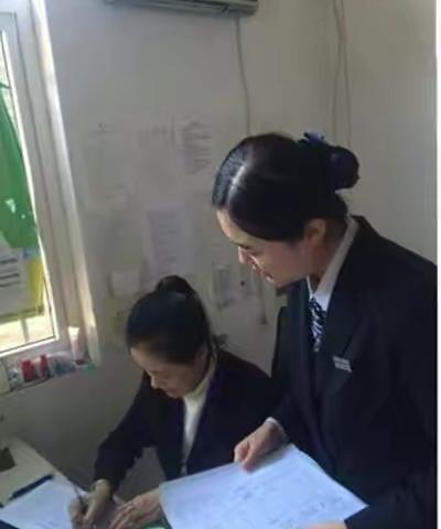 开通小微企业绿色通道 优化企业开户服务