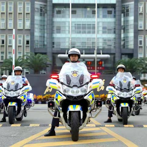 交警十一分局全力做好2022年“国庆”节假日交通安保工作
