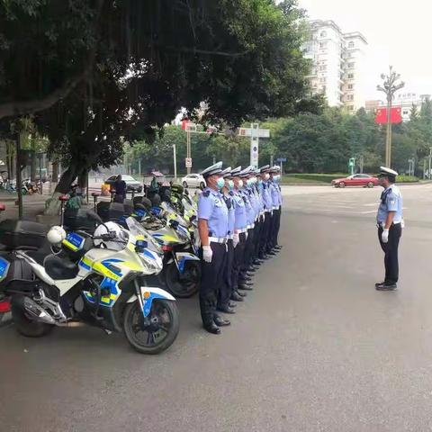 交警十一分局全力做好2021年“国庆”节假日交通安保工作