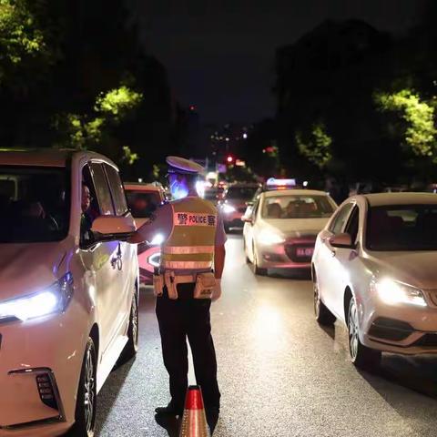 交警十一分局开展："中秋”节前重点交通违法行为专项整治