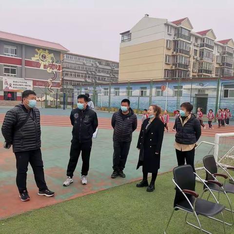 第五学校小学部邀请昌平区体育教研员班建龙老师到校指导教学工作
