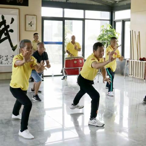 《广州南家拳会南村训练基地彭定仪师傅收徒仪式》美篇音乐相册（三）